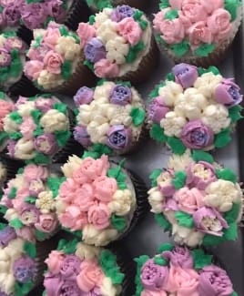 Jan’s Russian Tip Cupcake Decorating Classes